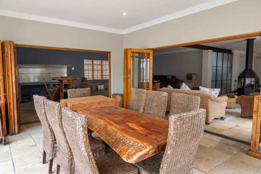 To Let 4 Bedroom Property for Rent in Walmer Eastern Cape